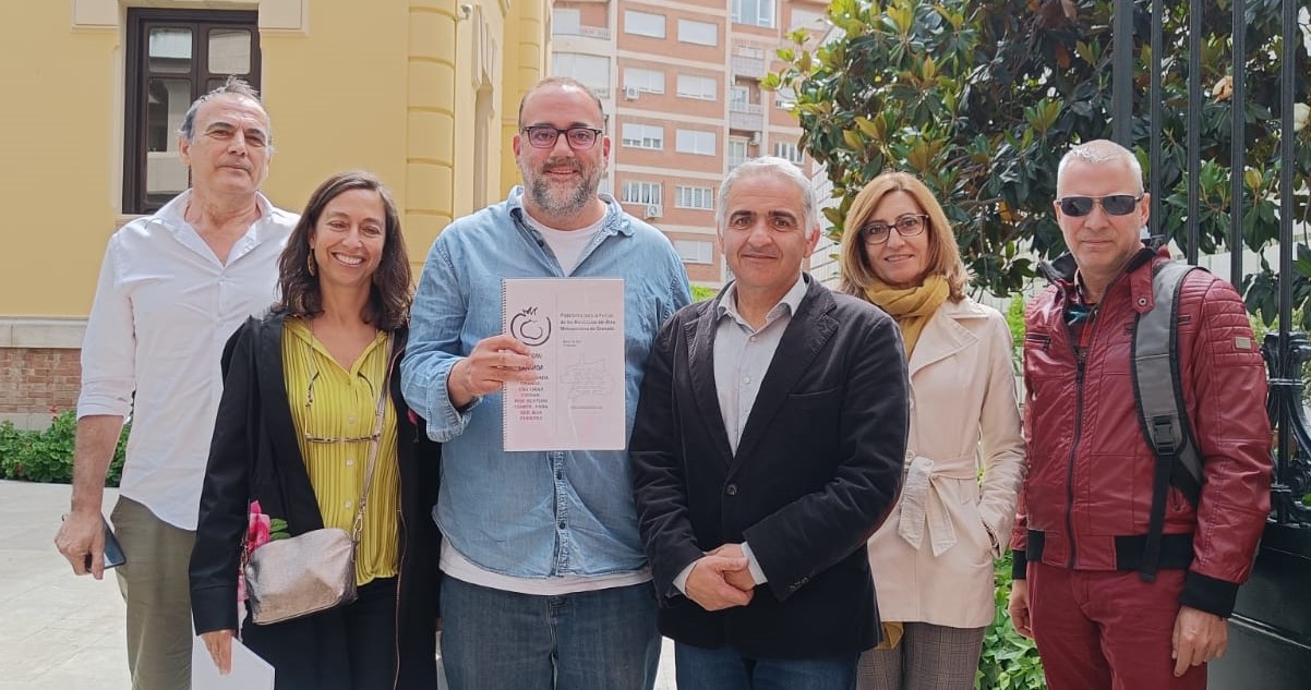 LA PLATAFORMA CIUDADANA “LA GRAN GRANADA” Y LA CANDIDATURA DE “GRANADA UNIDA” A LA ALCALDÍA DE GRANADA Y ACUERDAN UNIR SUS FUERZAS.