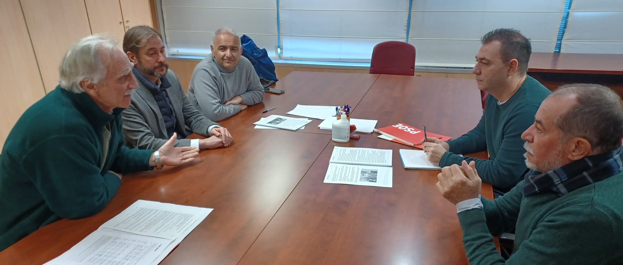 REUNIÓN CON EL SECRETARIO PROVINCIAL DE POLÍTICA MUNICIPAL DEL PSOE DE GRANADA