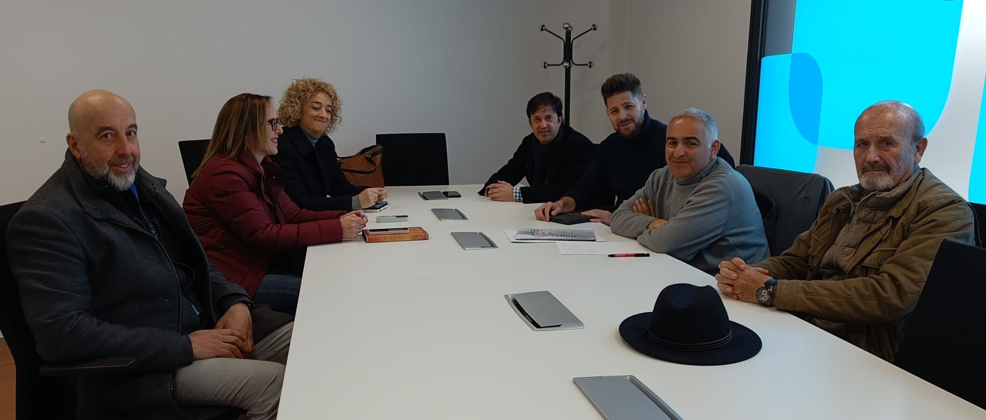 “LA GRAN GRANADA” presenta su Proyecto de Fusión Metropolitana en la sede del Partido Popular de Granada